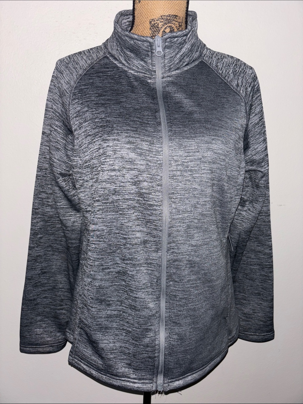 Emily B Active Wear Sz L Women's Gray Full-Zip Heathered Jacket- 2 pockets